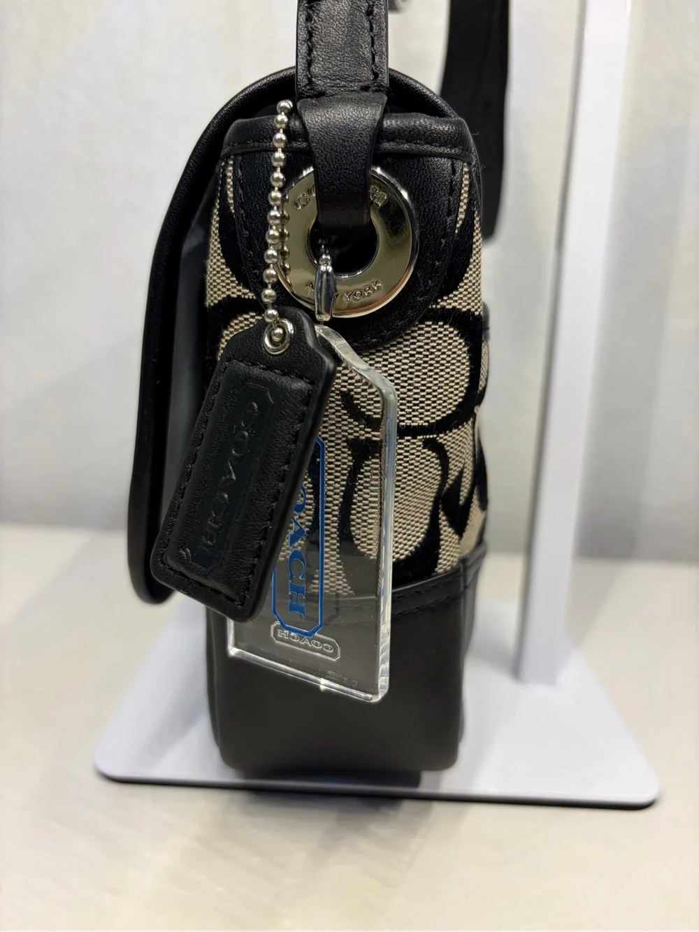 COACH HADLEY SIGNATURE FIELD BAG #F30601